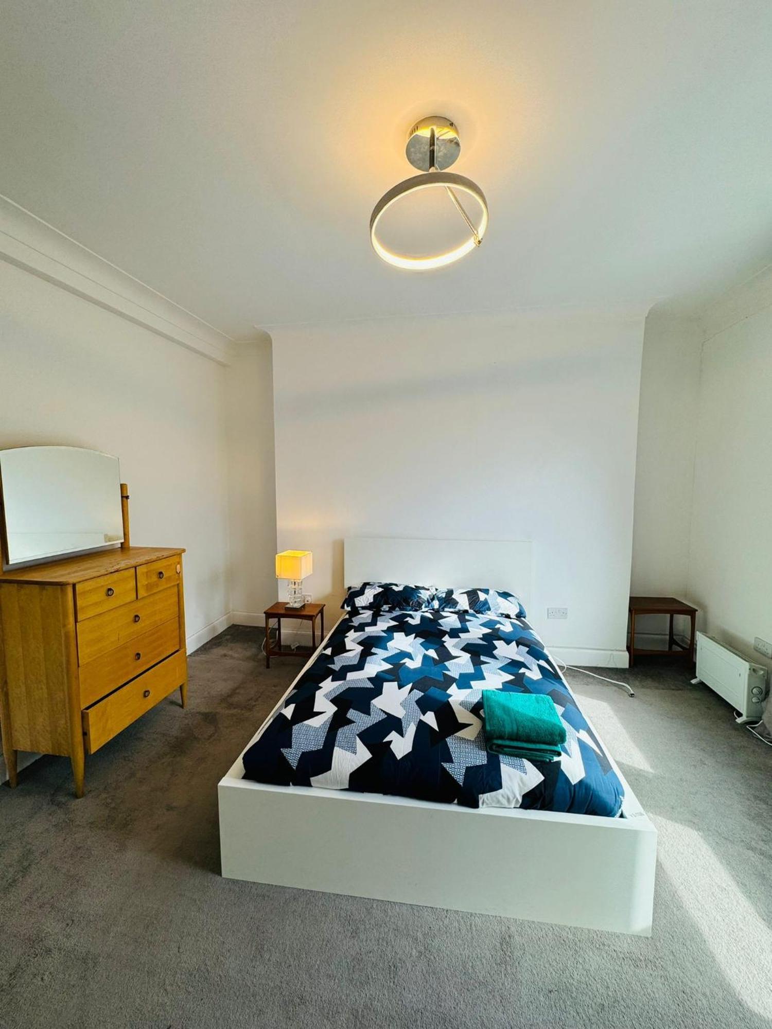 The Urban Retreat Apartment Edinburgh Exterior photo